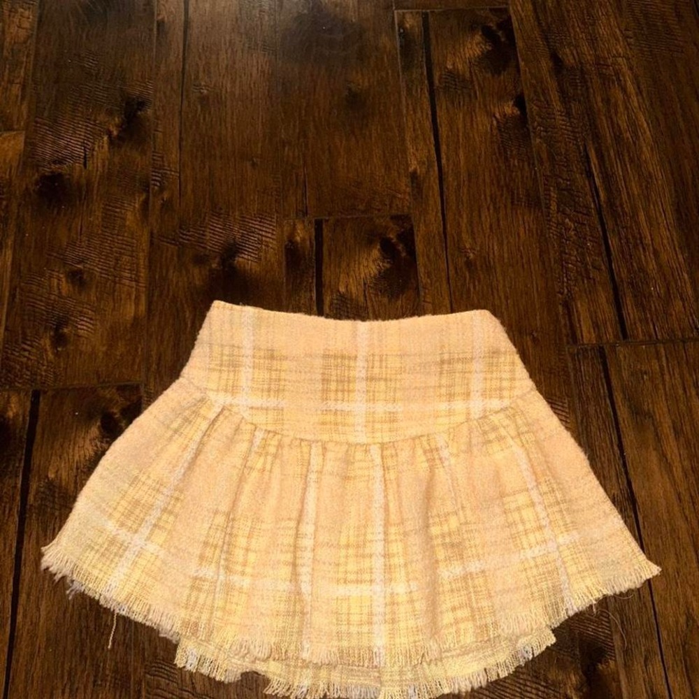 LoveShackFancy Lively Wool Blend Boucle Tweed Round Hem Mini Skirt Yellow 4 NWOT